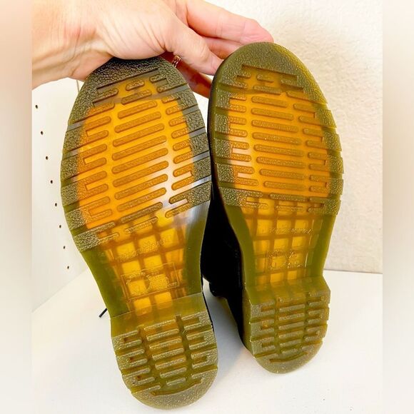 Doc Marten 1460’s Black Leather moto combat biker Boot 8 eyelet M7/W9. Unisex - Picture 9 of 13